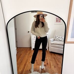 Chic Cream Sweater and Black Jeans Outfit